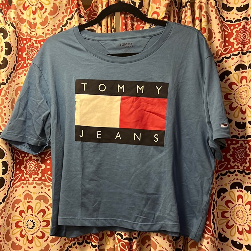 Tommy Hilfiger crop top
